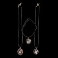 Music connects people necklace