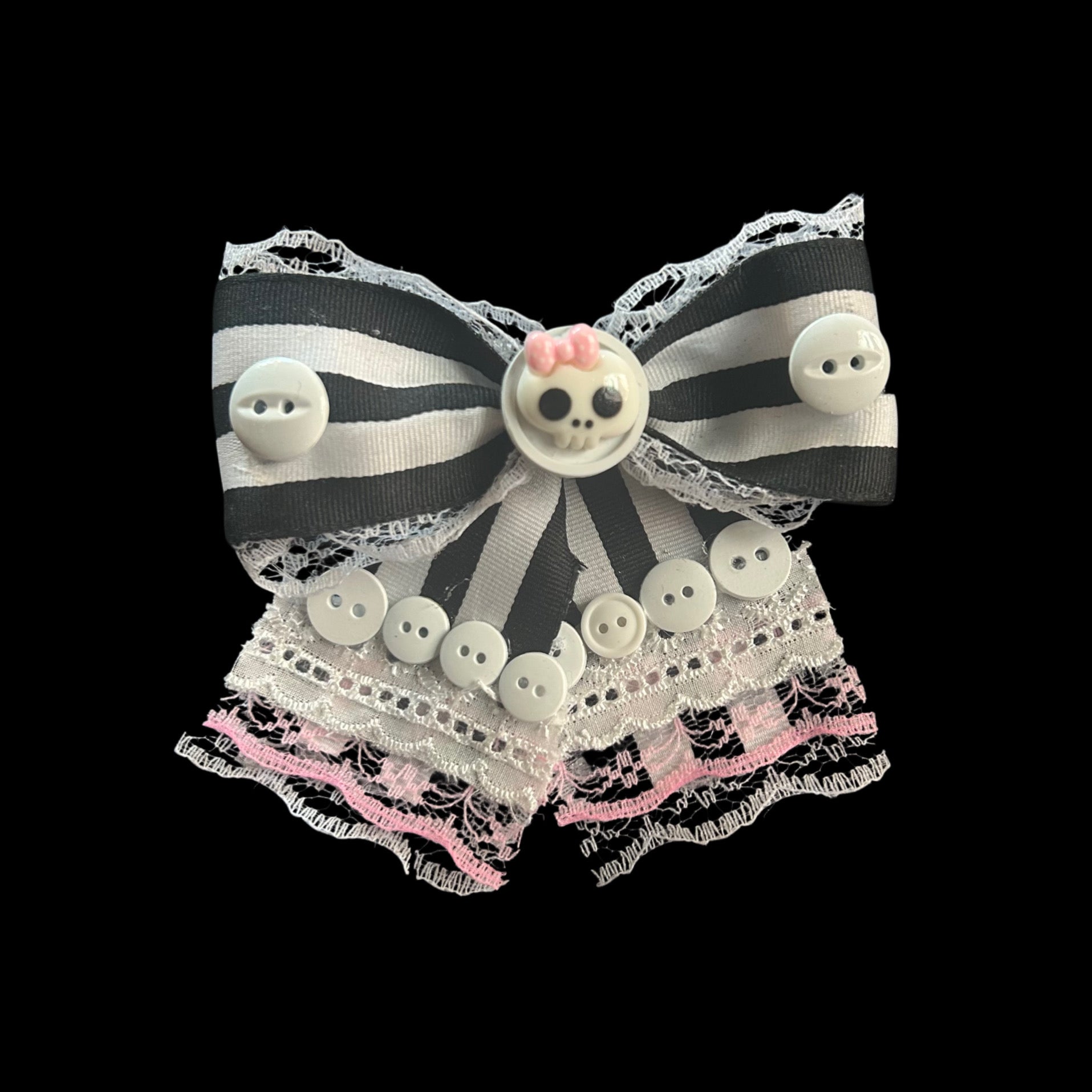 Dizzy jumbo bow