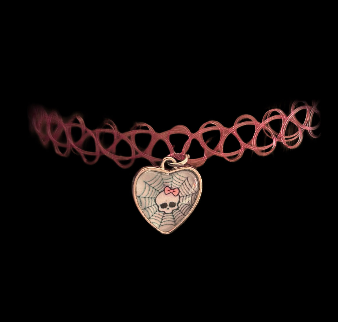 web girl choker